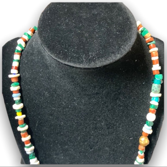 NATIVE Beaded Gemstone necklace - Picture 8 of 13